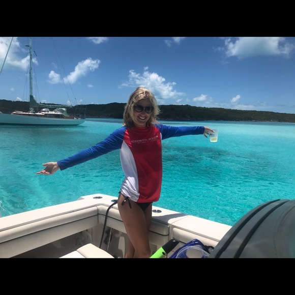 Meet your Posher, Lauren - Picture 5 of 6